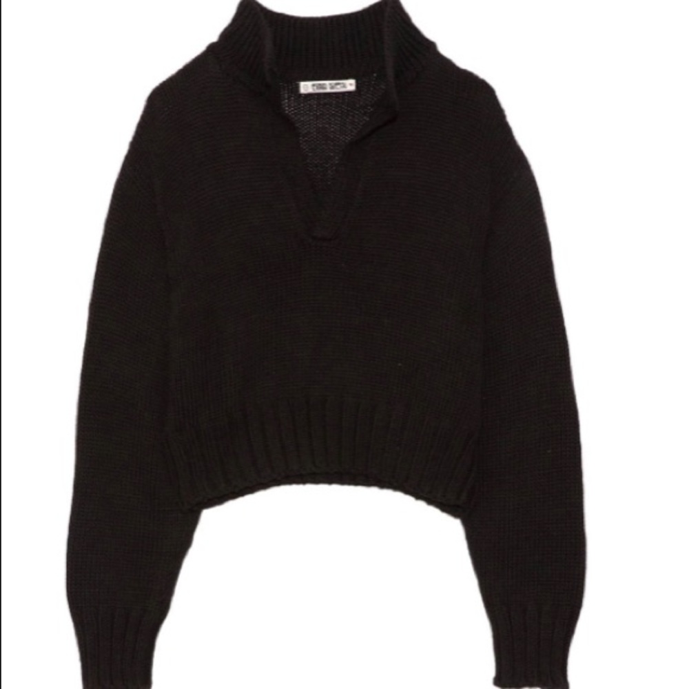 Ciao Lucia Women's Black Milano Pullover